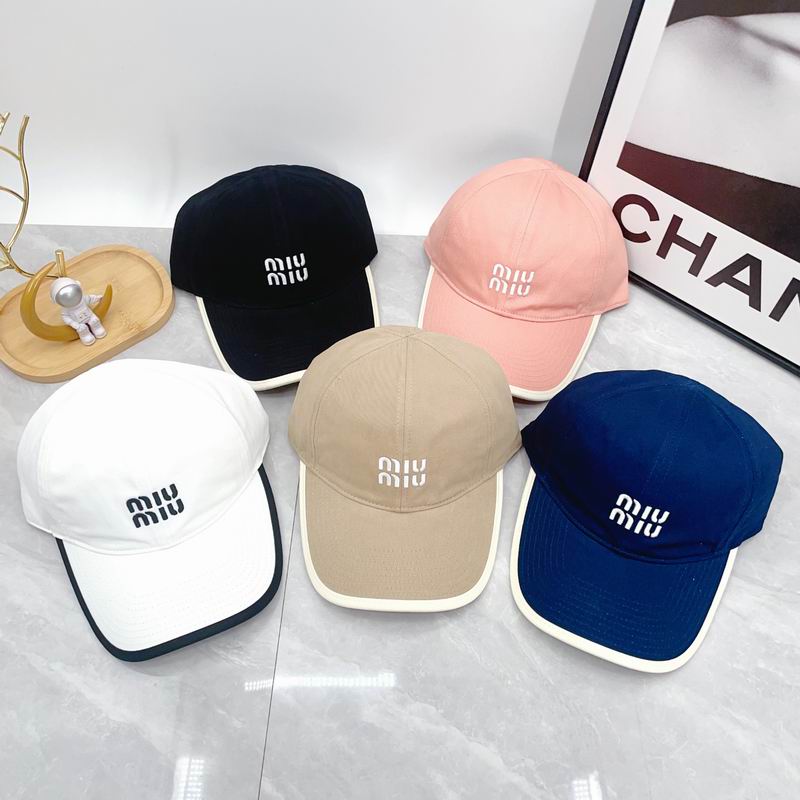 Miumiu cap dx62